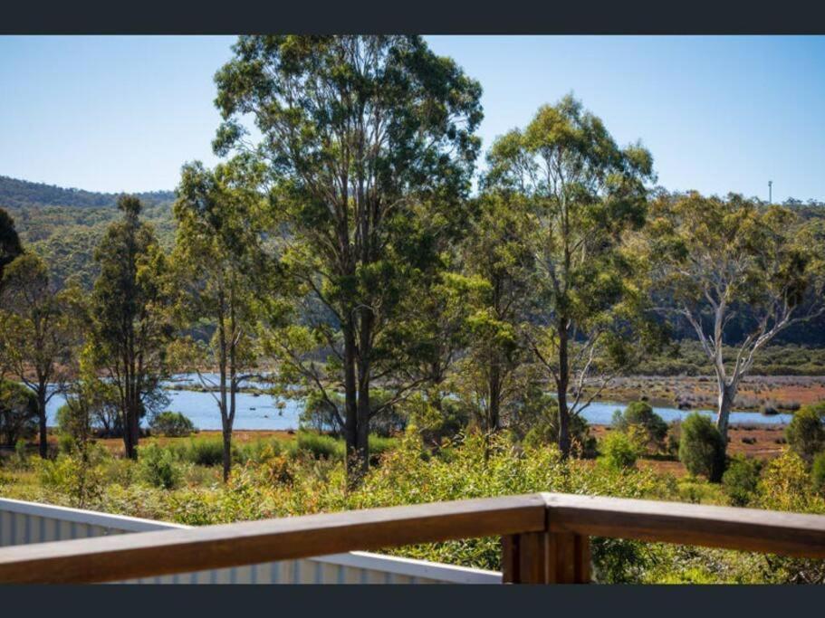 Top Of The Lake Holiday Units Merimbula Eksteriør billede