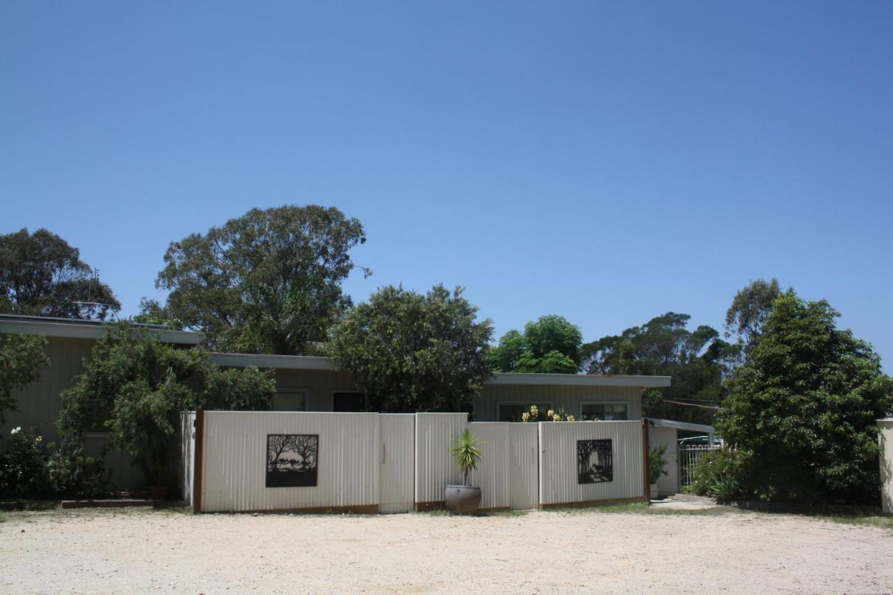 Top Of The Lake Holiday Units Merimbula Eksteriør billede